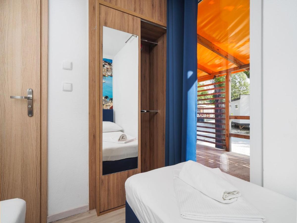 Mediteran Travel Mobile Homes Galeb Omiš Exterior foto